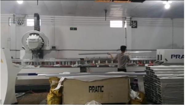 鋁型材cnc加工中心，鋁型材廠家和客戶都喜歡利用它來加工鋁型材